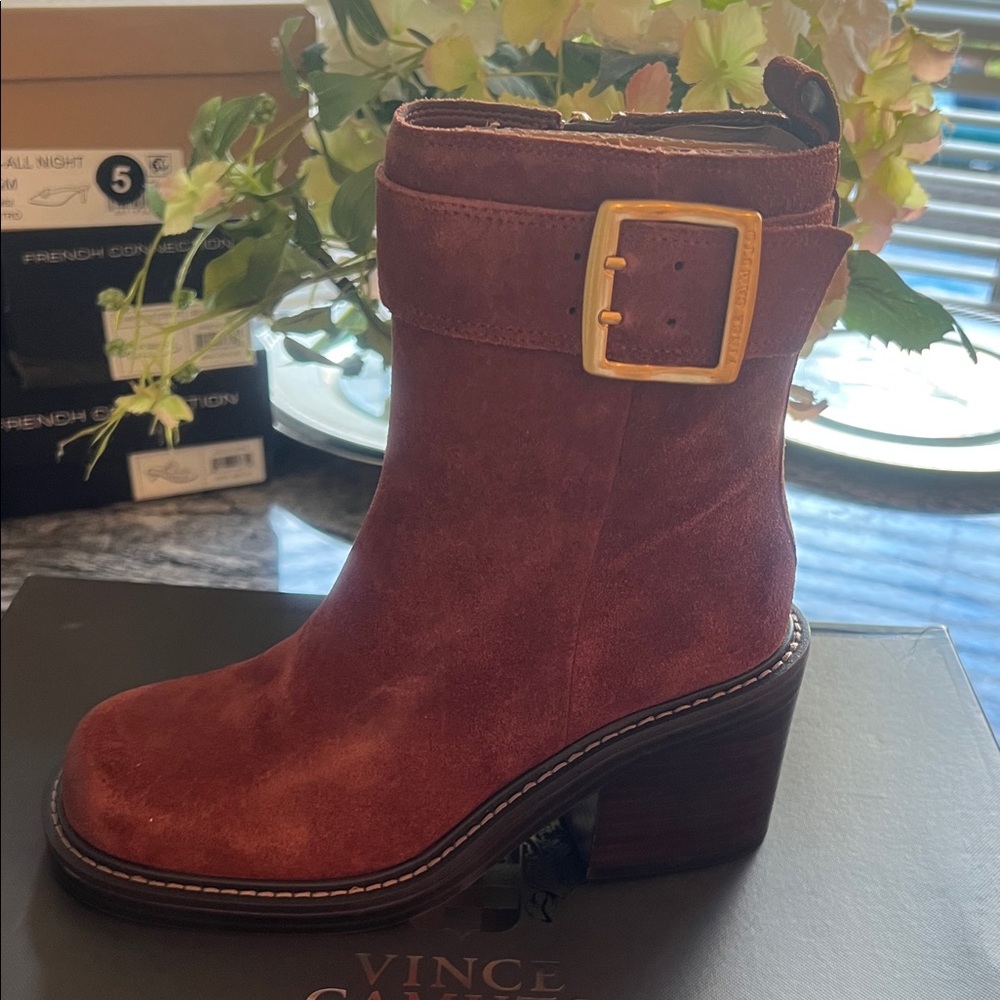 NWT Vince Camuto Women's Wine Suede Heeled Boots